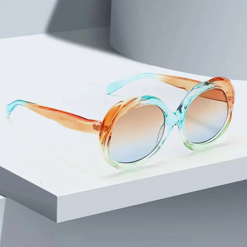 2025 New Retro Oval Sunglasses | UV Protection with Photochromic Lenses