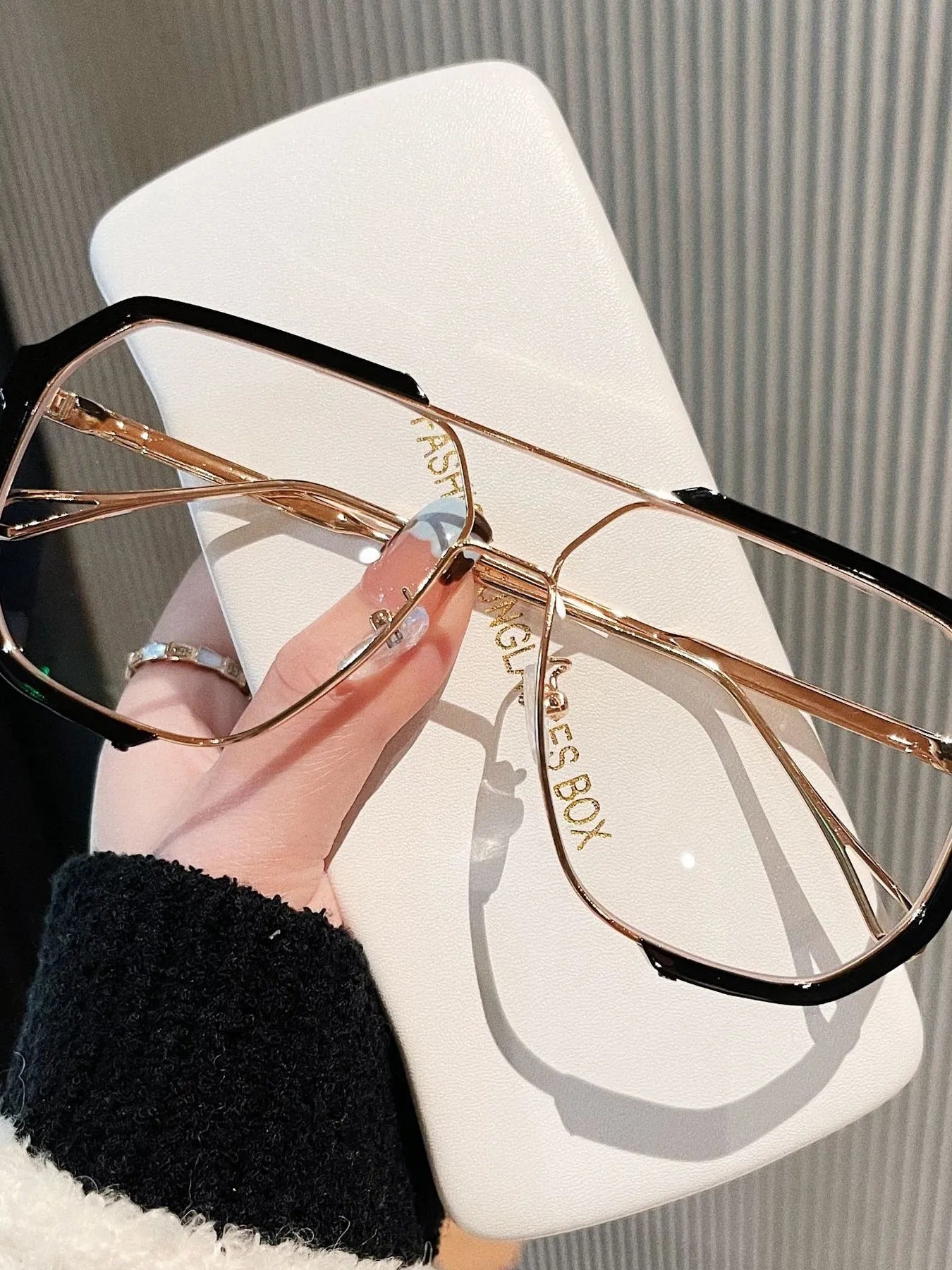 UV Protection Oversized Sunglasses
