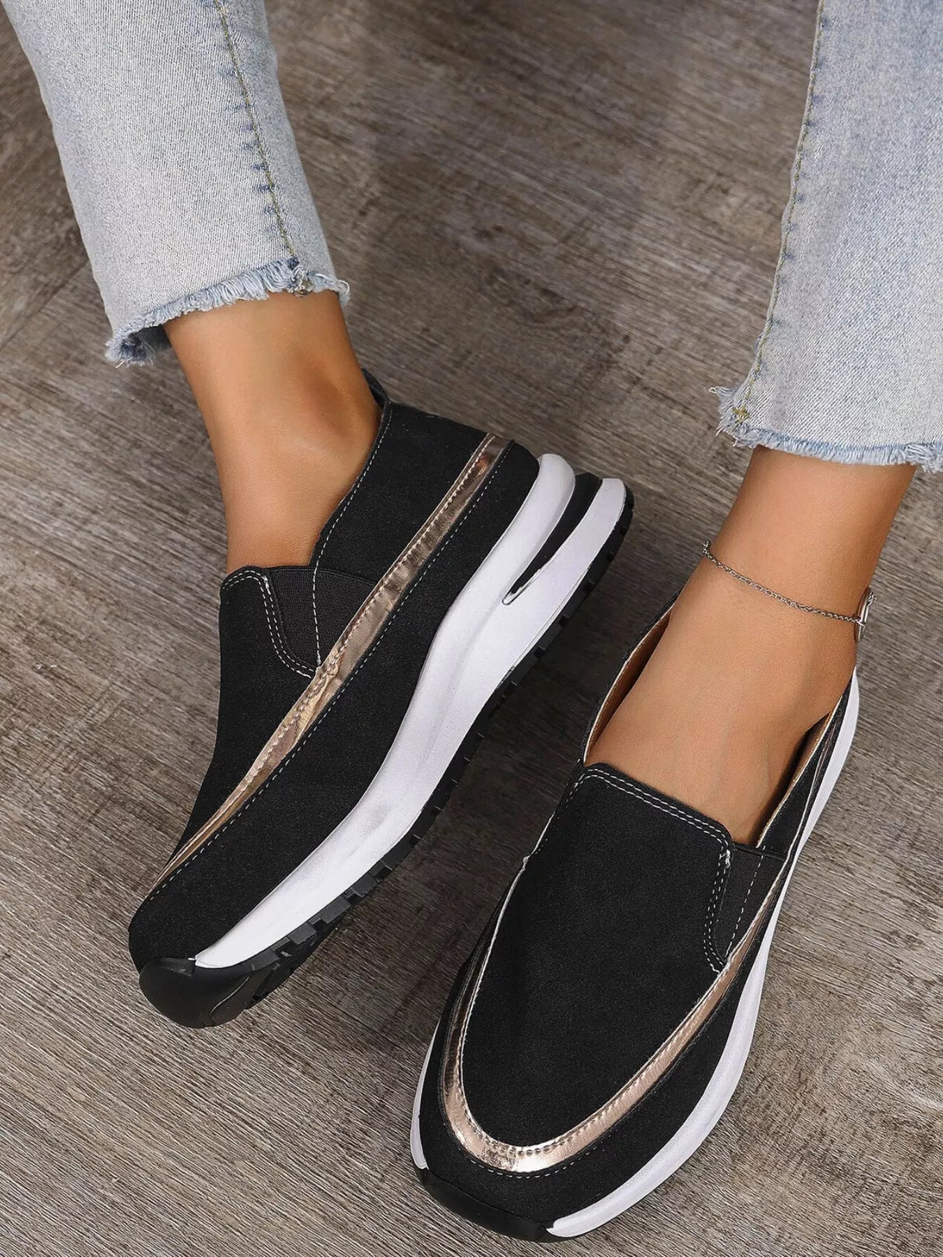 Round Toe Platform Loafers