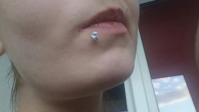 1pc CZ Zircon Titanium Labret Lip Stud 16G | Sensitive Skin Safe Piercing Jewelry