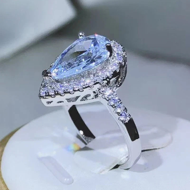 925 Sterling Silver Drop-Shaped White Zircon Ring | Elegant Cocktail Ring for Women