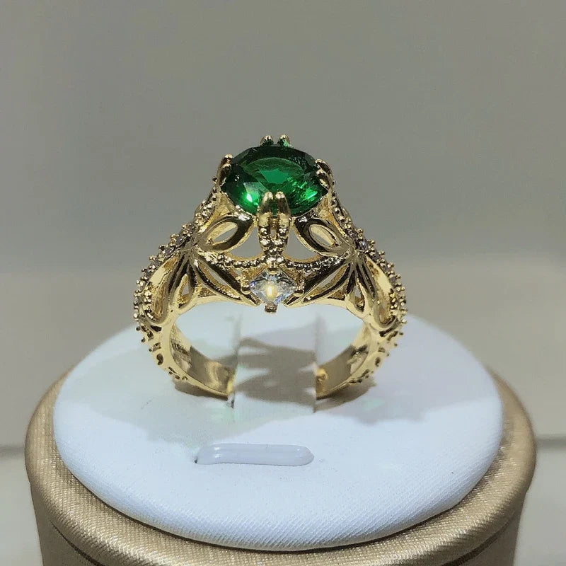 Vintage Emerald Cocktail Ring | 925 Sterling Silver