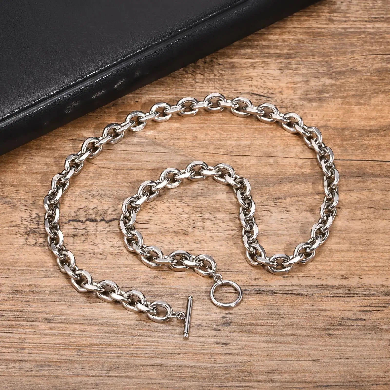 Vnox 9mm Chunky Chain Necklace | Thick Rolo Link Collar with Toggle Clasp