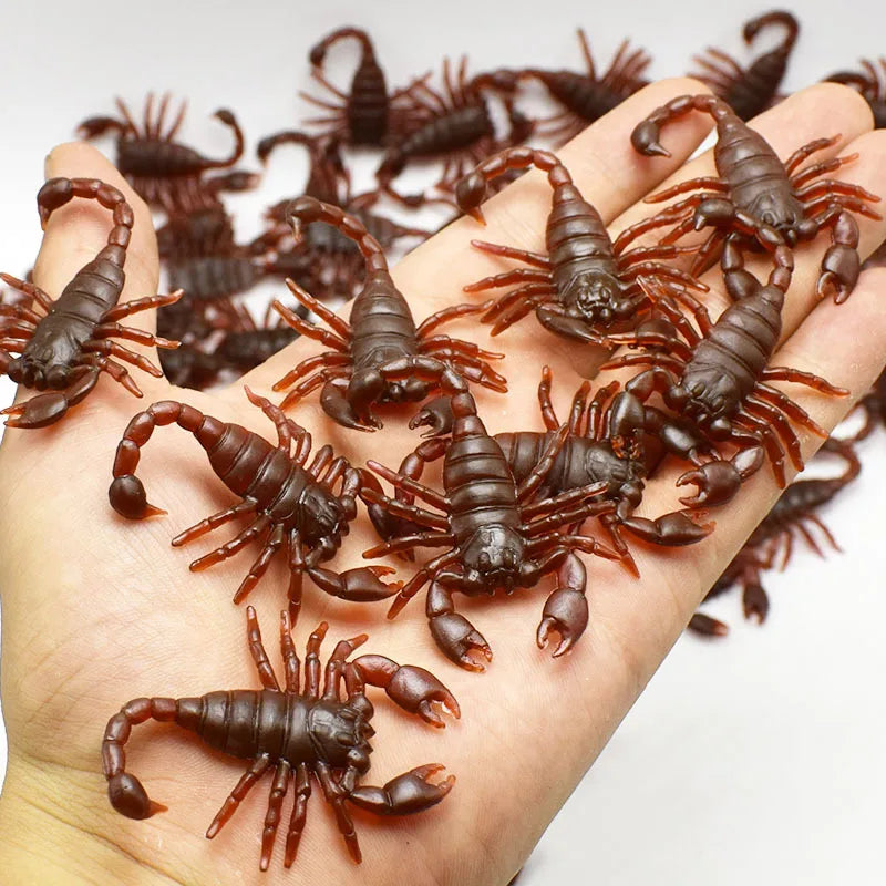 Realistic Rubber Cockroach Prank Props | 5-50 Pieces Set