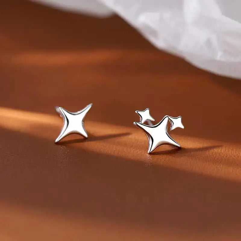 VENTFILLE Gold Star Stud Earrings | Asymmetrical 925 Silver Fashion Jewelry for Women