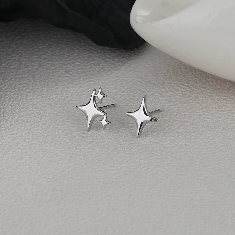 VENTFILLE Gold Star Stud Earrings | Asymmetrical 925 Silver Fashion Jewelry for Women