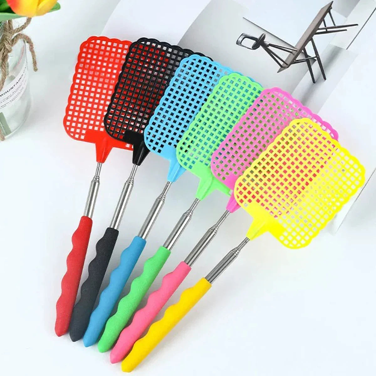 Retractable Fly Swatter | Extended Reach Mosquito Killer