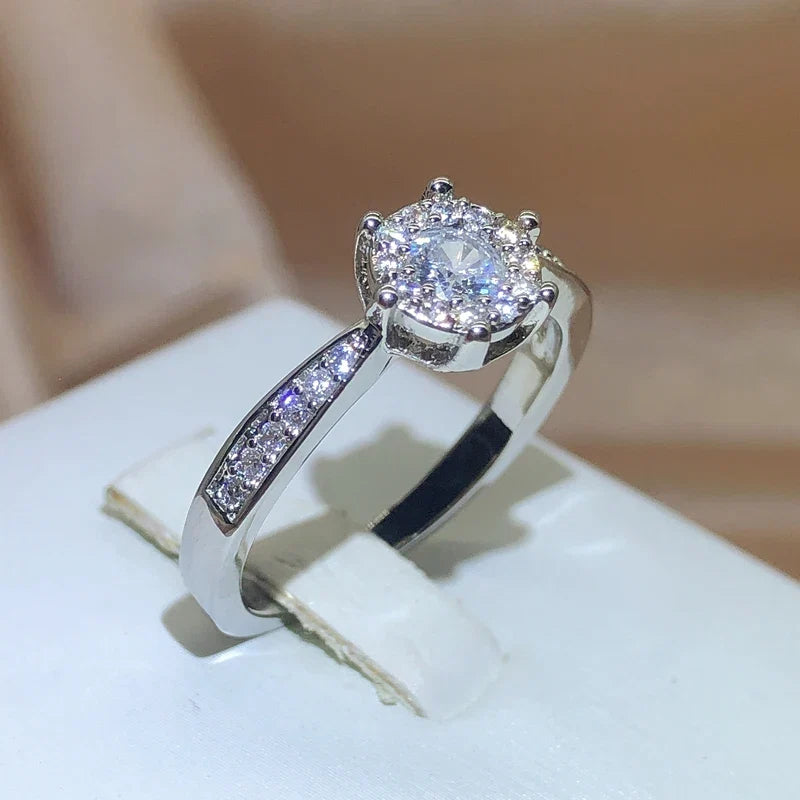 Sterling Silver 925 Six-Claw Zircon Ring | Classic Cocktail Jewelry