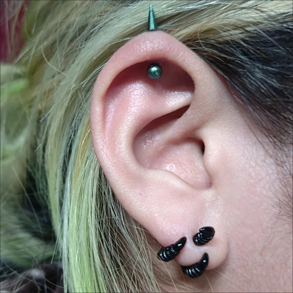 Gothic Black Claw Stud Earrings | Geometric Punk Jewelry for Women