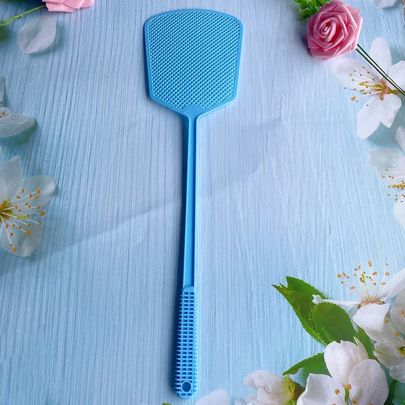 Large Plastic Fly Swatter | Extended Handle Manual Mosquito Swatter