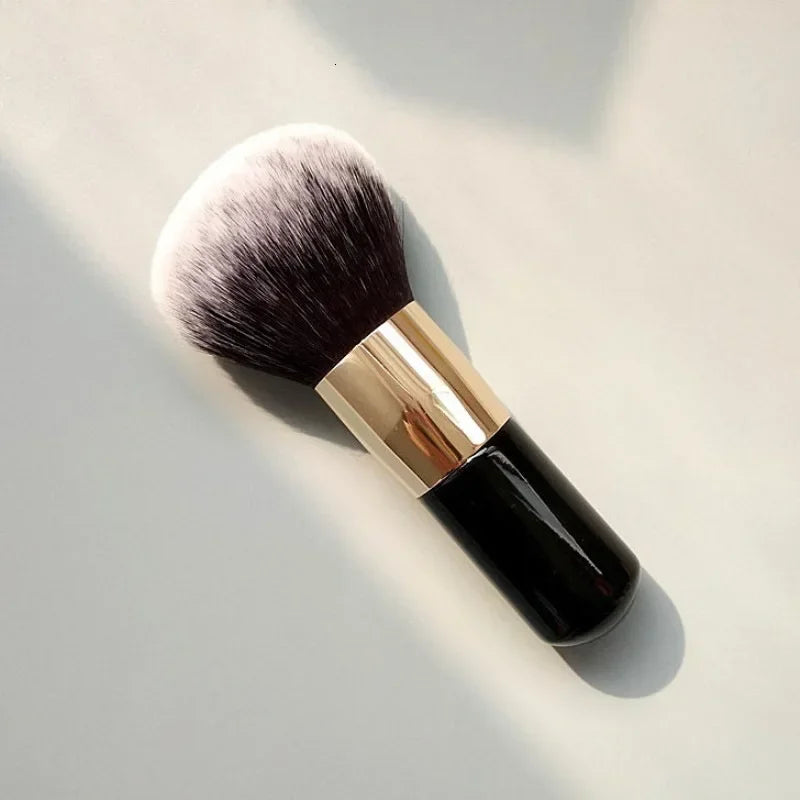 Large Size Powder Foundation Brush | Professional Makeup Brush for Blush, Bronzer, and Sculpting