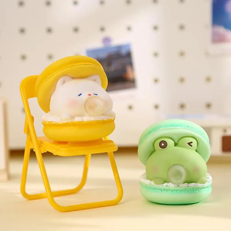 2Pcs Macaron Burger Bubble Blowing Stress Relief Toy | Creative Office Desk Decompression Gift