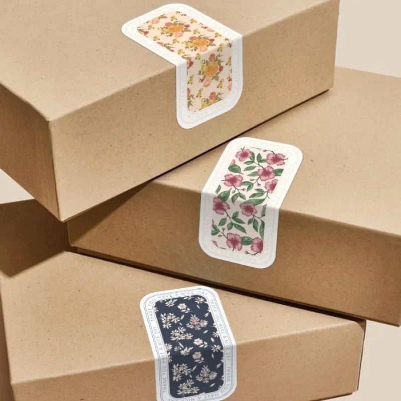 100pcs Special-Shaped Flower Sticker Roll | Gift Box Sealing and Packaging Stickers