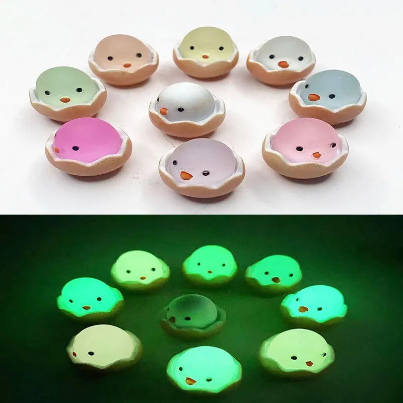 Luminous Eggshell Chick Car Decoration | Resin DIY Toy for Jewelry and Gifts