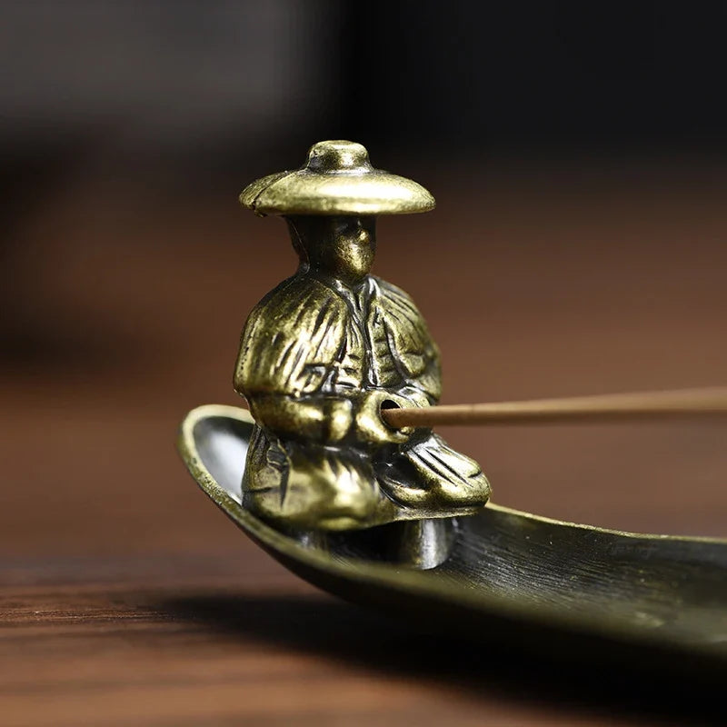 Traditional Japanese Incense Holder Old Men Fishing Boat Design | Aromatherapy Ornament for Home Decor