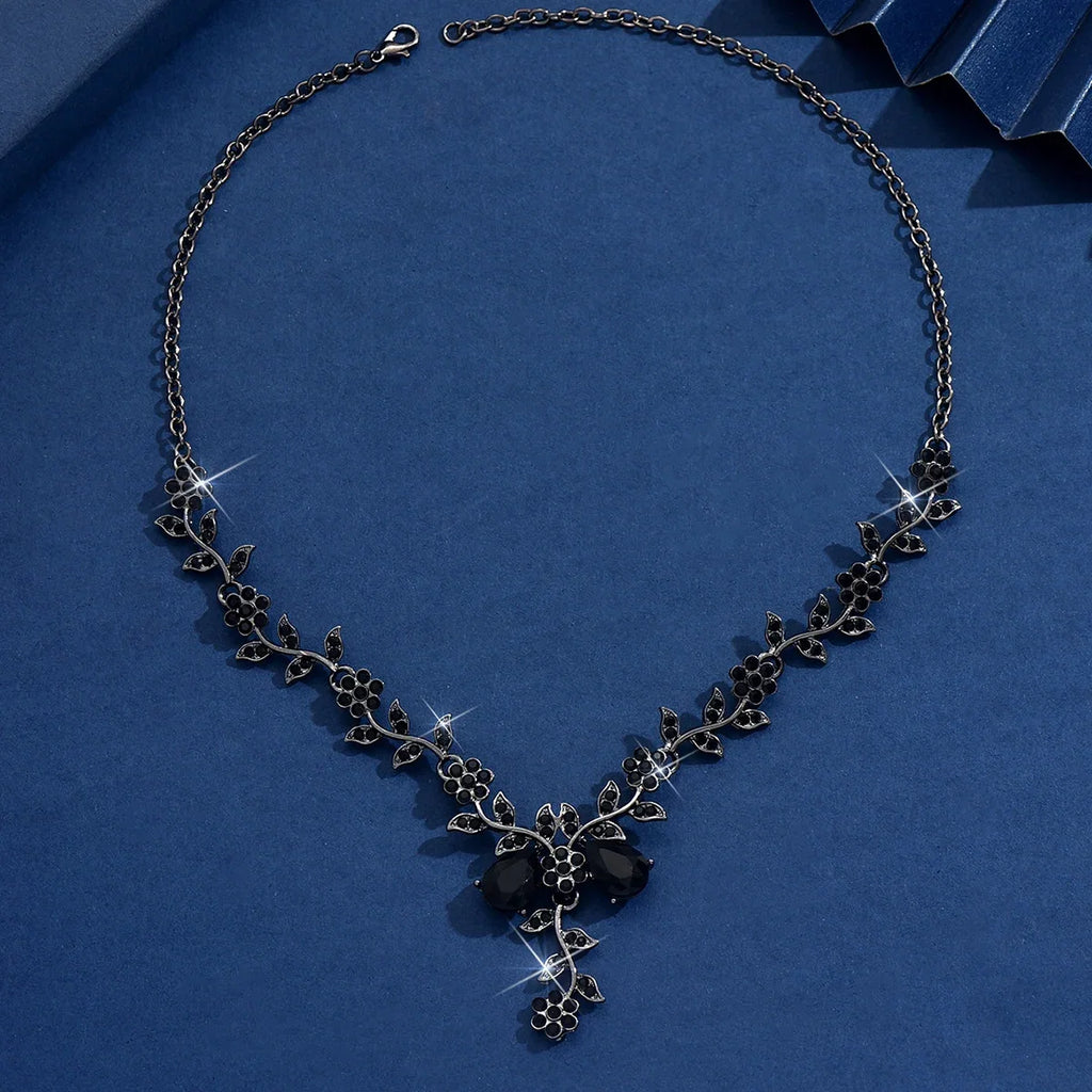 Water Drop Leaf Necklace | Women's Fashion Jewelry for Date and Party