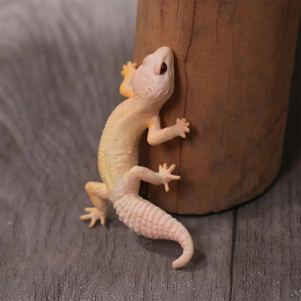 Realistic Lizard Toy Figure | Reptile Animal Model for Kids and Prank Props