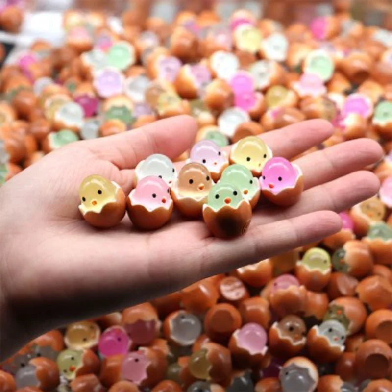 Luminous Eggshell Chick Car Decoration | Resin DIY Toy for Jewelry and Gifts