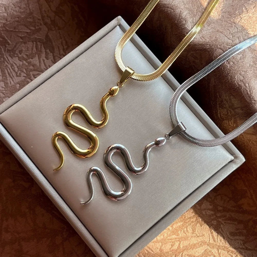 Long Snake Pendant Necklace | Flat Chain Choker for Women