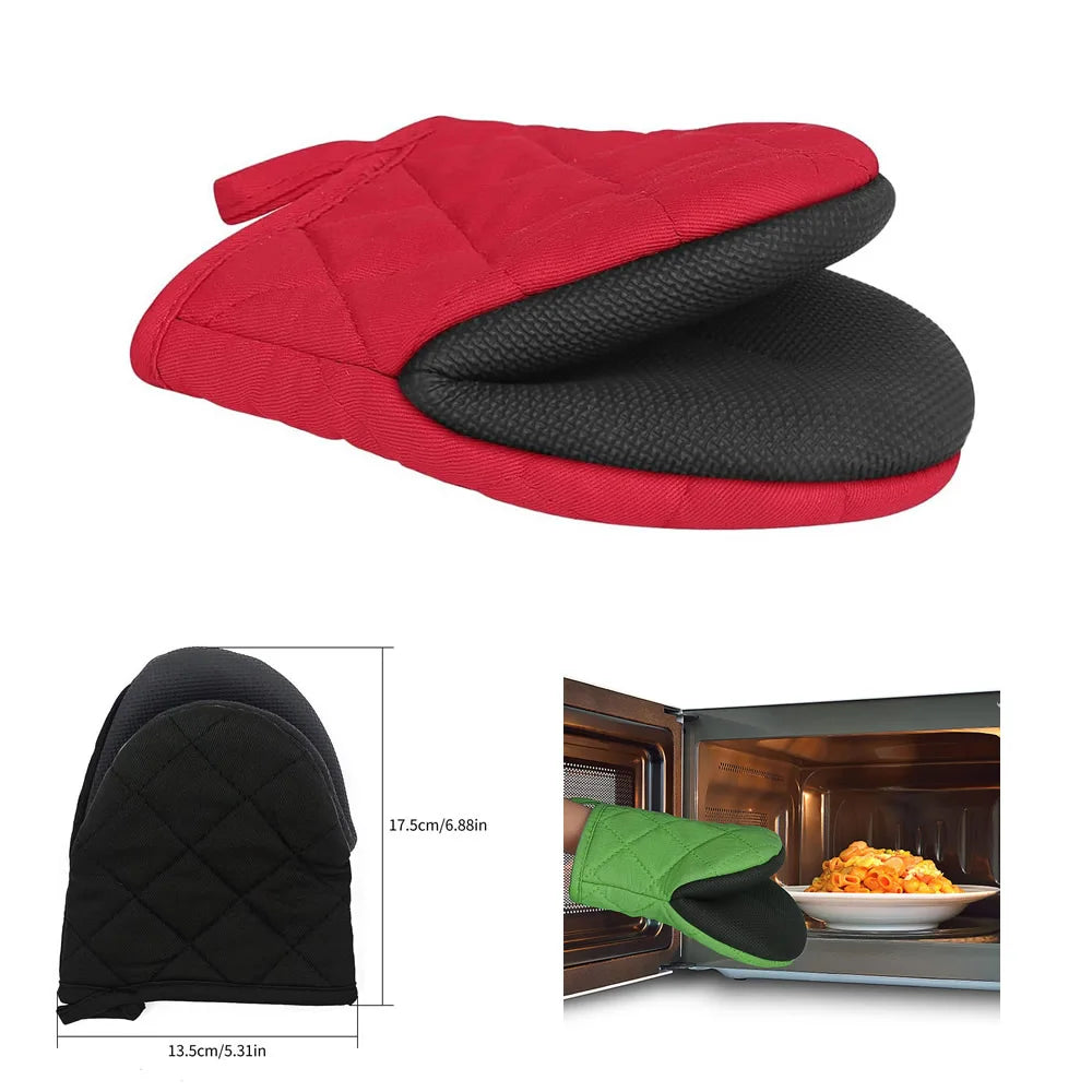 Non Slip Heat Proof Oven Glove | Polyester Cotton Microwave Protector for Baking and BBQ