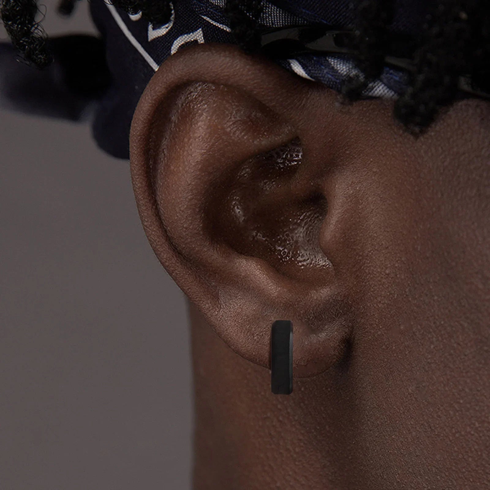 Vnox Anti Allergy Stainless Steel Hoop Earrings | Unisex Simple Metal Huggies for Men and Women