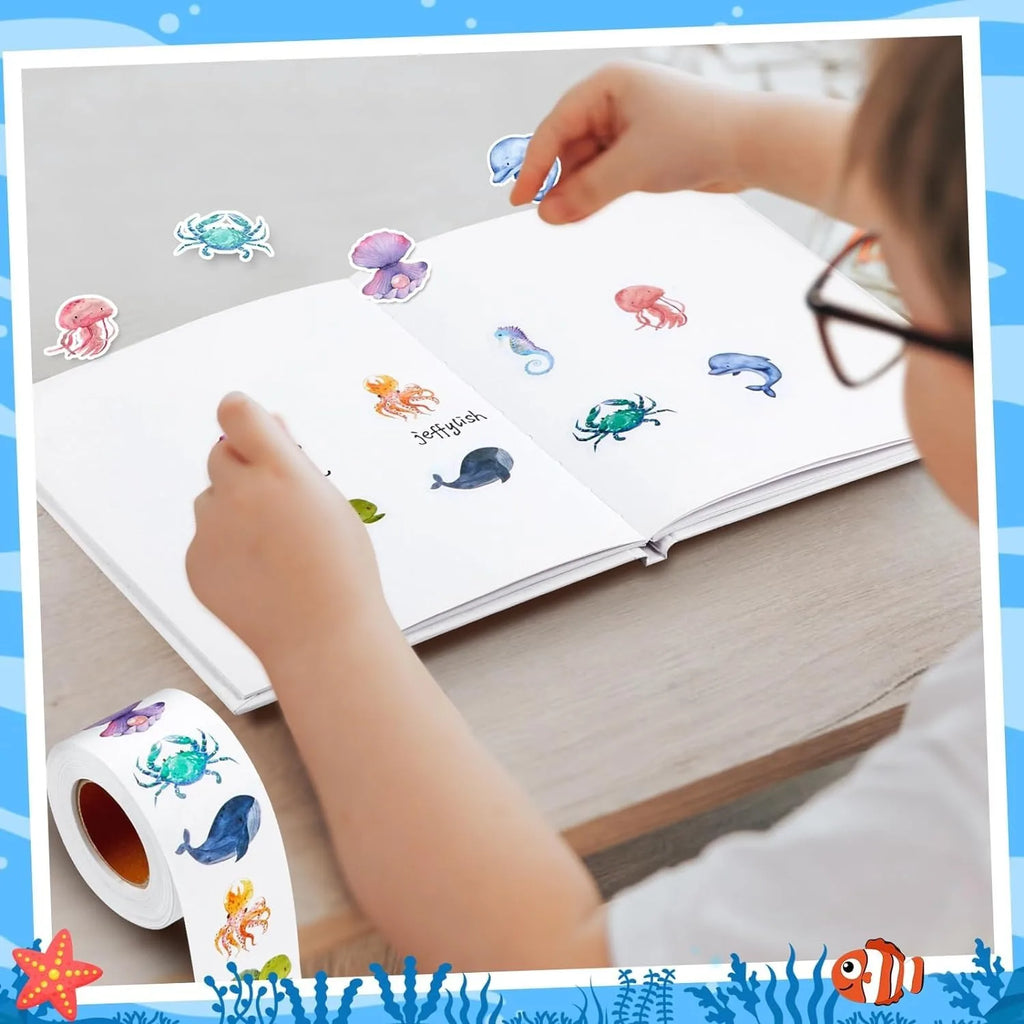 100-500 Animal Stickers Roll | Small Decorative Labels for Photocards and Gifts