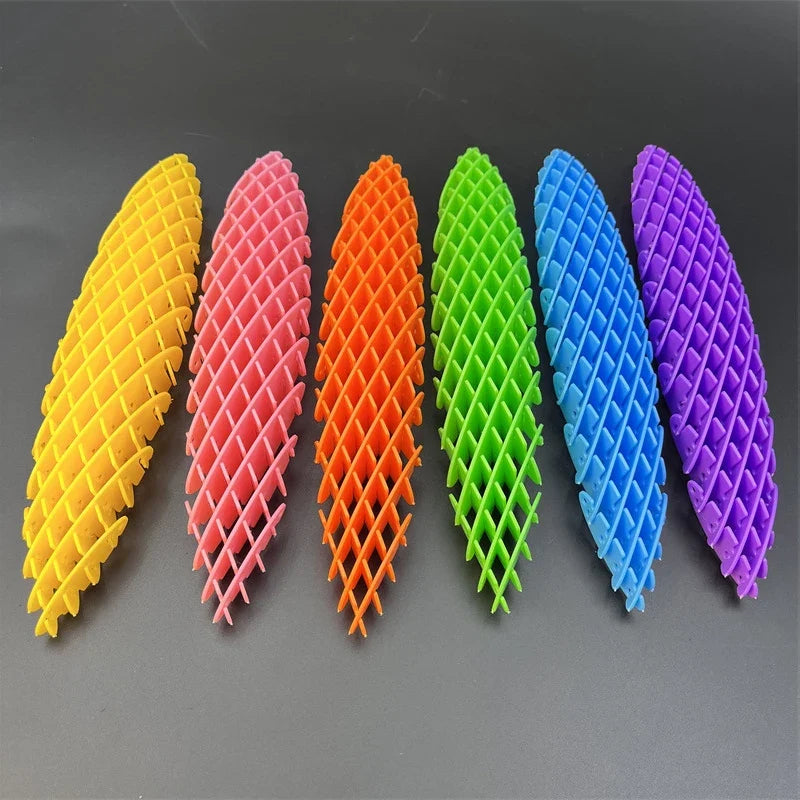 Stretchable Mesh Fidget Worm Toy | 3D Telescoping Stress Relief Toy