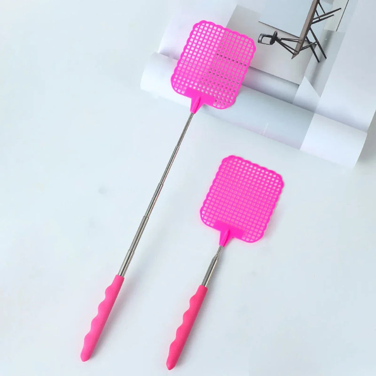 Retractable Fly Swatter | Extended Reach Mosquito Killer