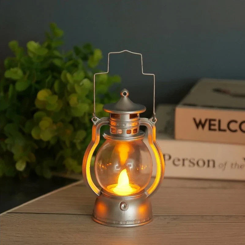 Vintage Halloween LED Oil Lamp | Battery-Powered Retro Lantern
