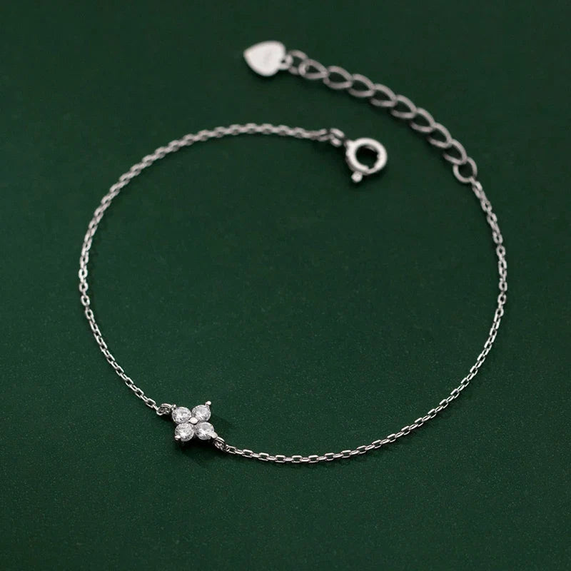 Four Leaf Clover Cubic Zirconia Bracelet | Trendy Chain Link Bracelet for Women