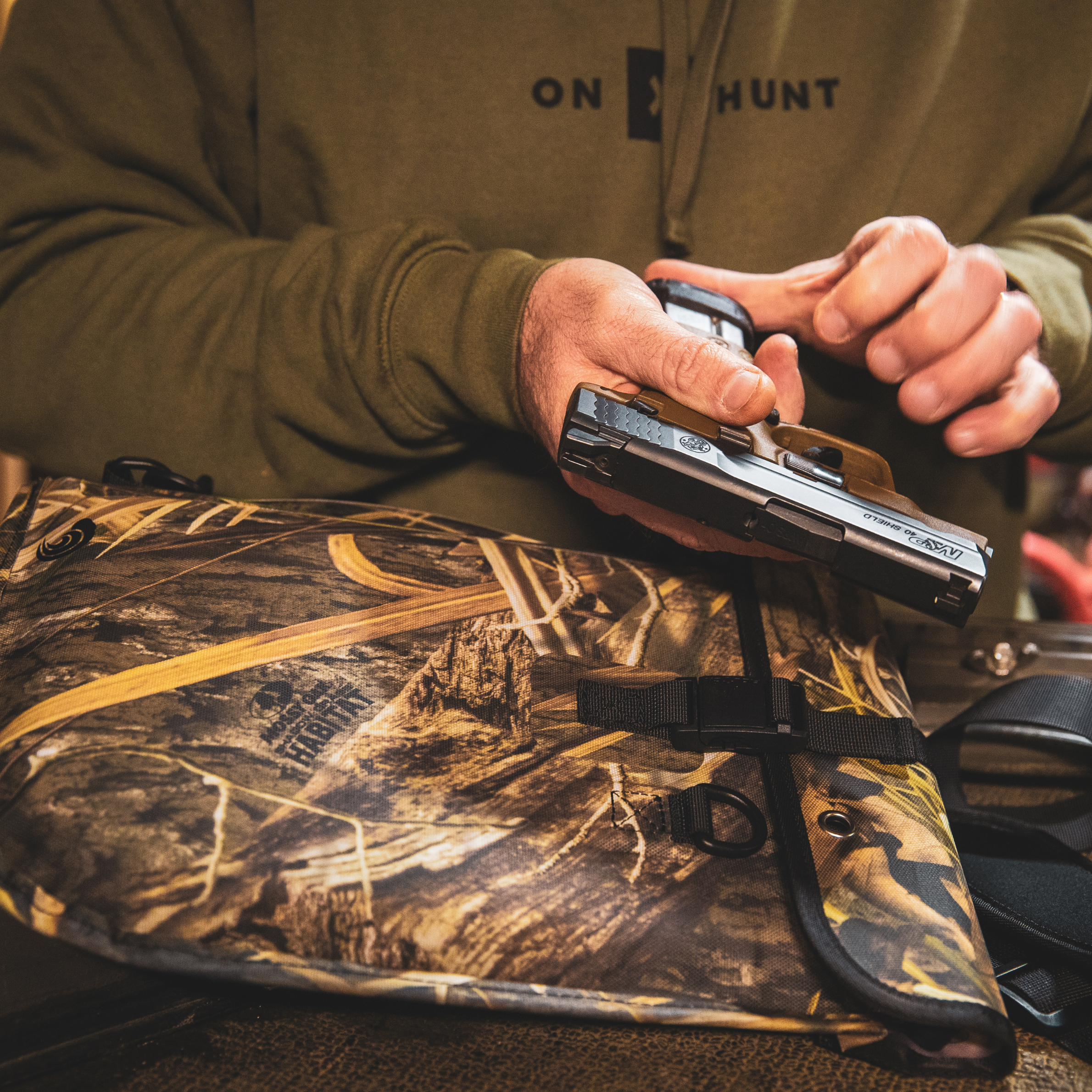 Waterproof Floating Pistol Bag - Shadow Grass Habitat