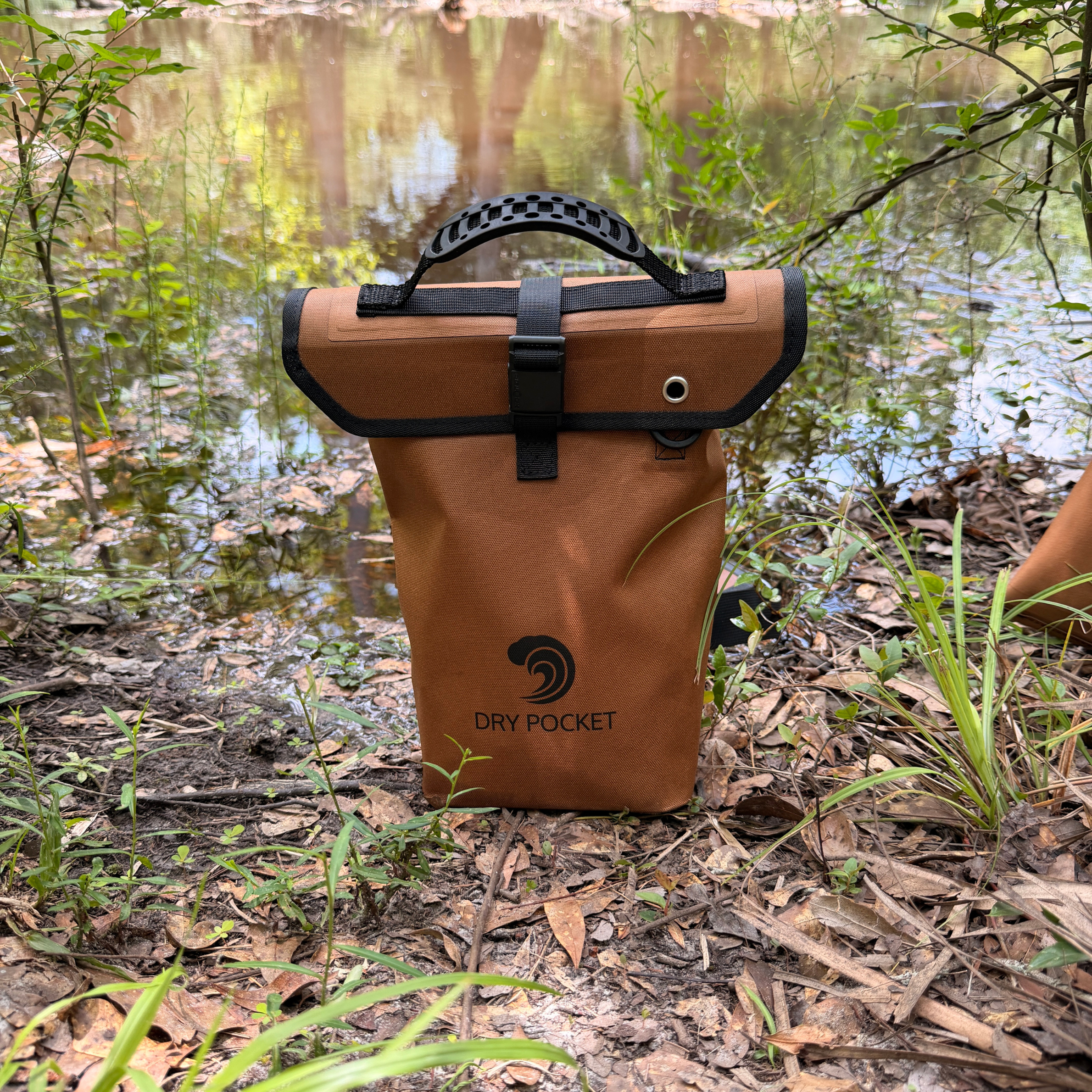 [PRE-ORDER] Waterproof Floating Shell Bag / Boating Bag (Arriving in August)