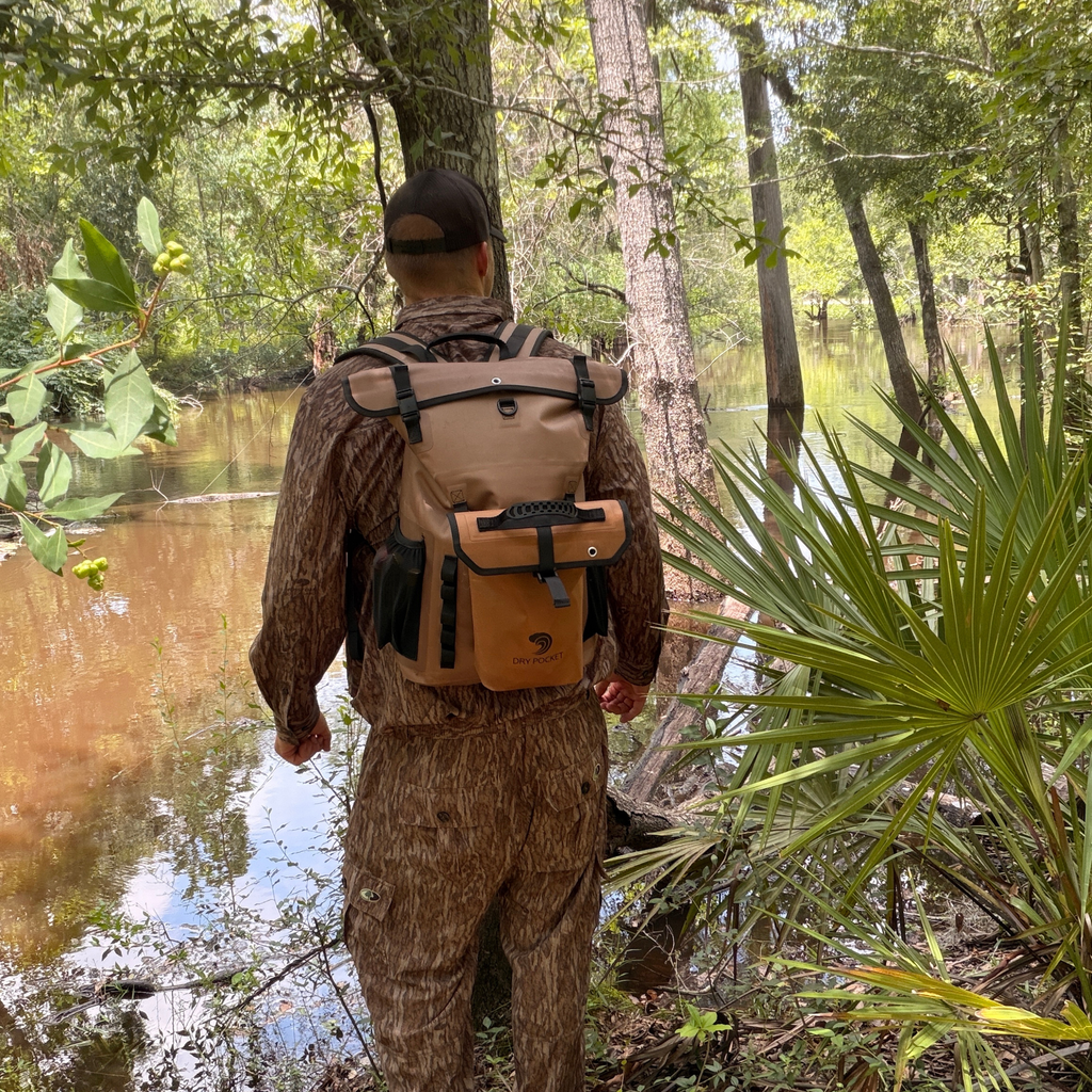 [PRE-ORDER] Waterproof Floating Shell Bag / Boating Bag (Arriving in August)