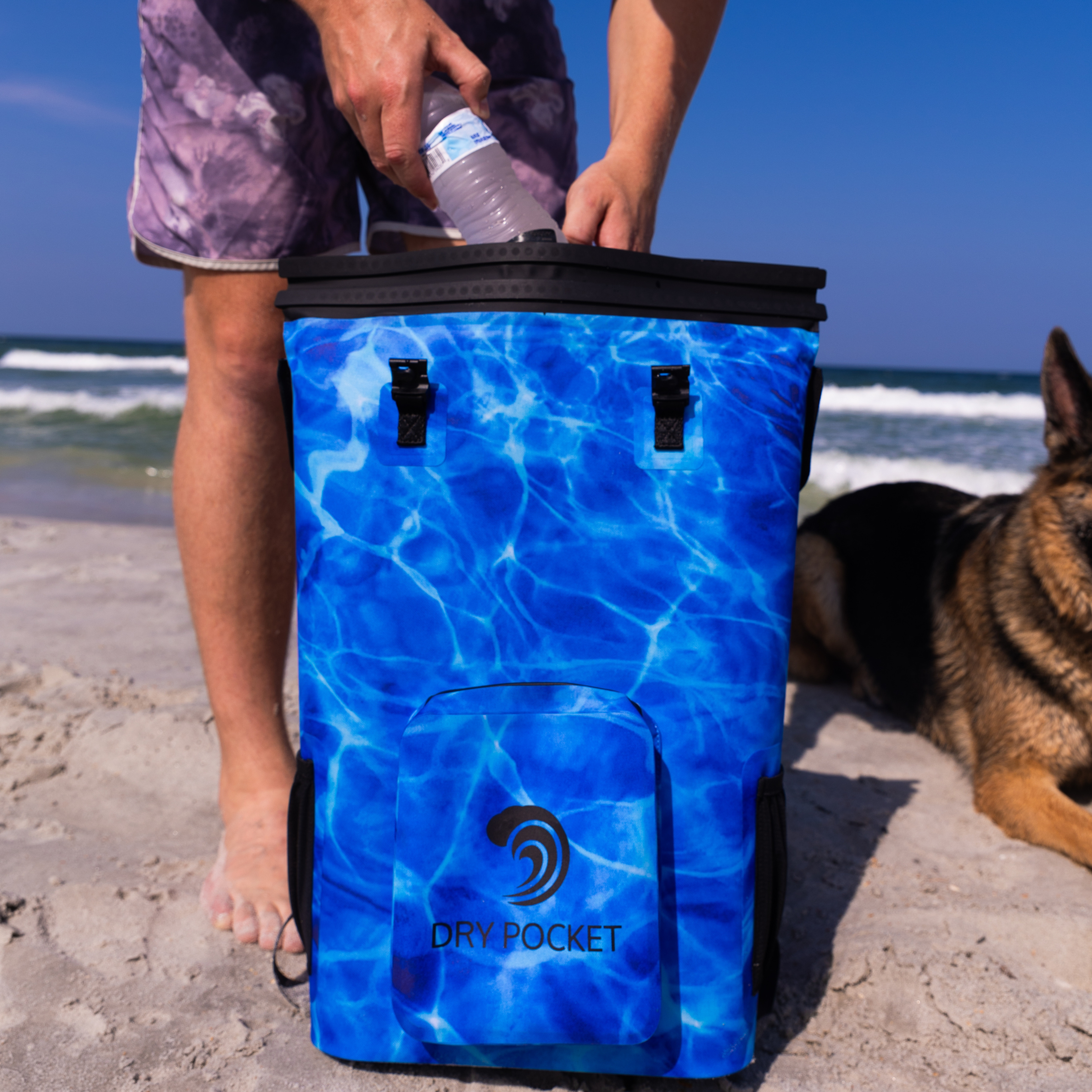 Waterproof Floating Backpack Cooler - Ocean Blue