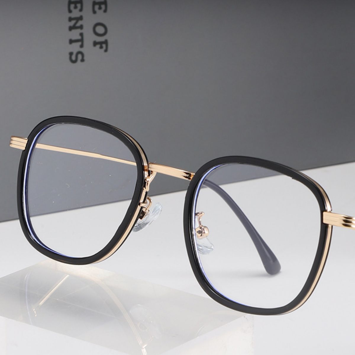 Lightweight Metal Temples Glasses