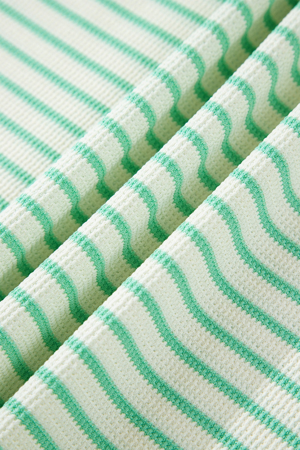 Green Stripe Colorblock Trim Round Neck Short Sleeve Tee