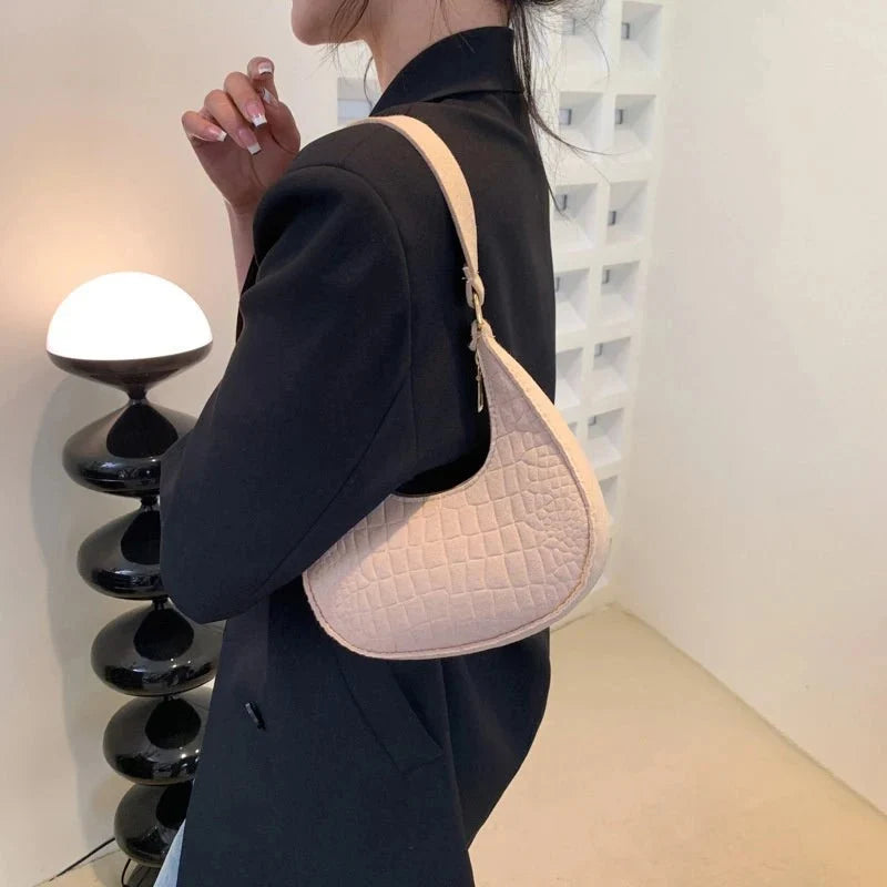 Retro Leisure Half Moon Shoulder Handbag | Lightweight Felt Bag