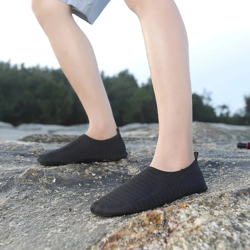 Unisex Aqua Shoes | Quick-Dry Barefoot Water Sports Footwear for Beach, Swim, Yoga, and Gym